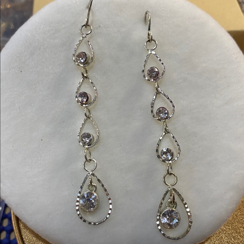 Elegant Drop Dangle Rhinestone Pierced Earrings - Picture 7 of 7